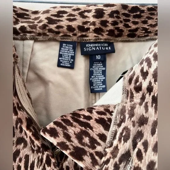 NWT cheetah print pants - Picture 3 of 6